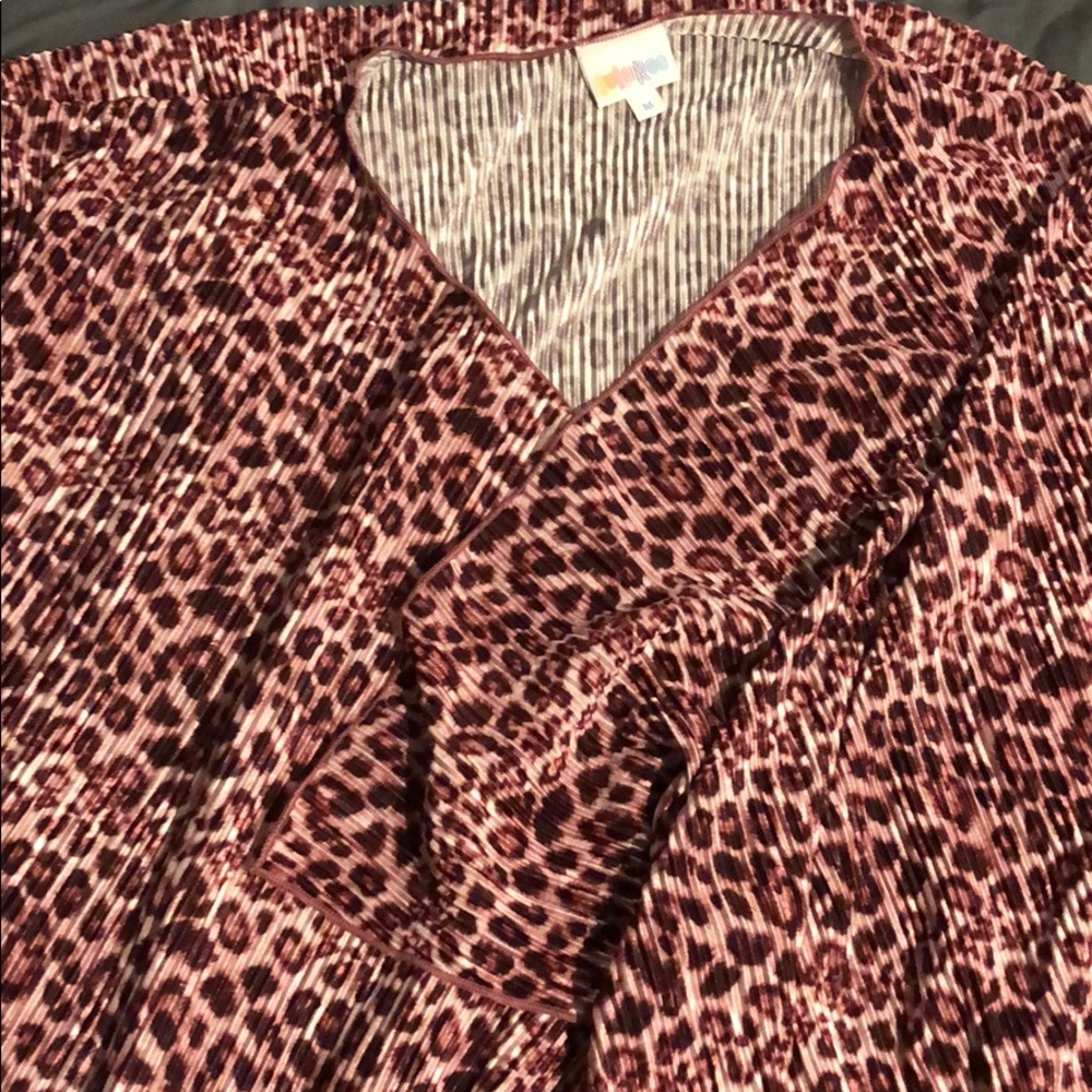 Lularoe leopard Shirley
